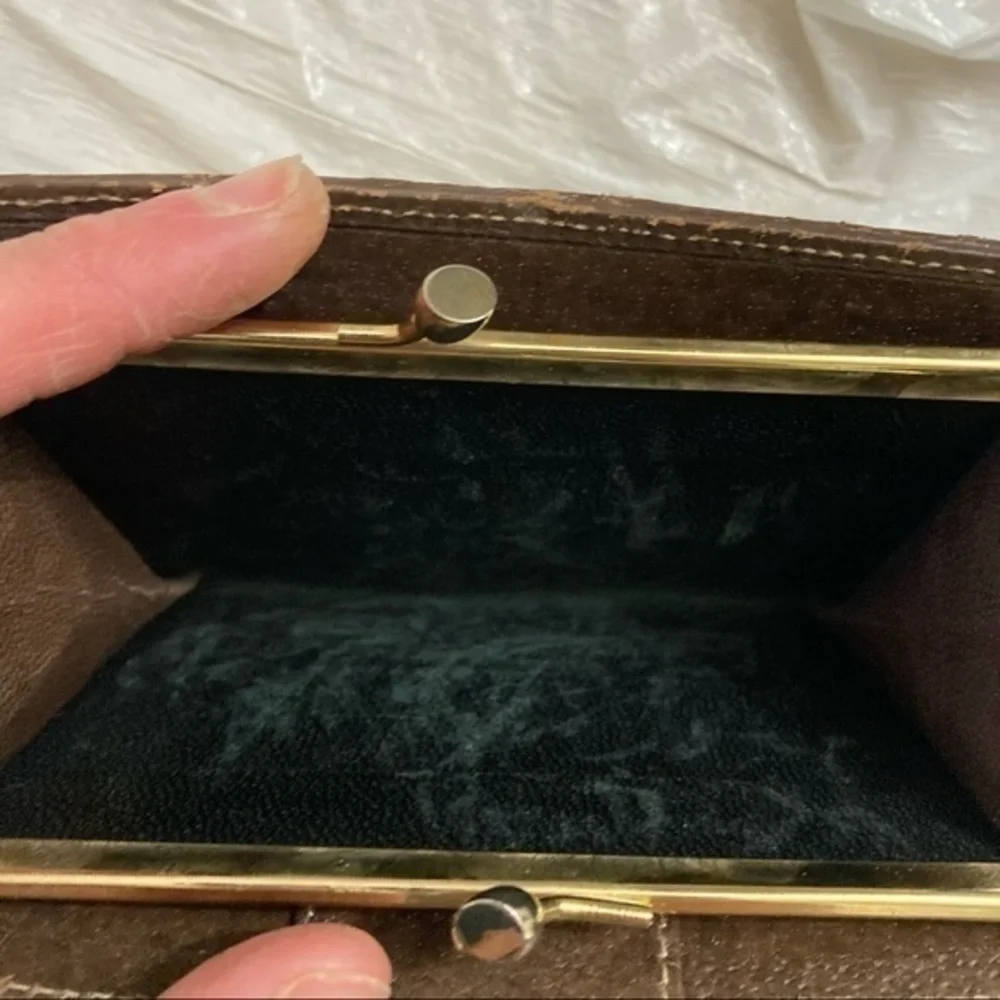 Gucci guaranteed authentic brown vintage wallet - Picture 13 of 13